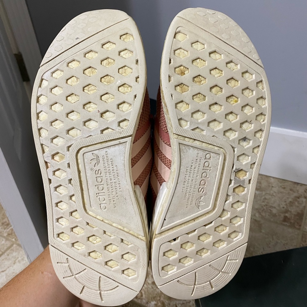 Adidas NMD R1 - Picture 5 of 8